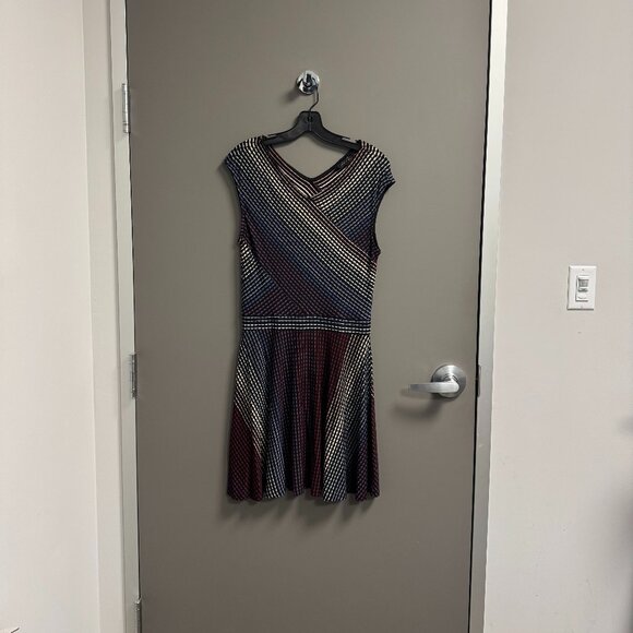 Robe Cocktail BCBG Max Azria - Imprimé Rayé Multicolore (teal), Taille 2, Neuve Sans étiquettes